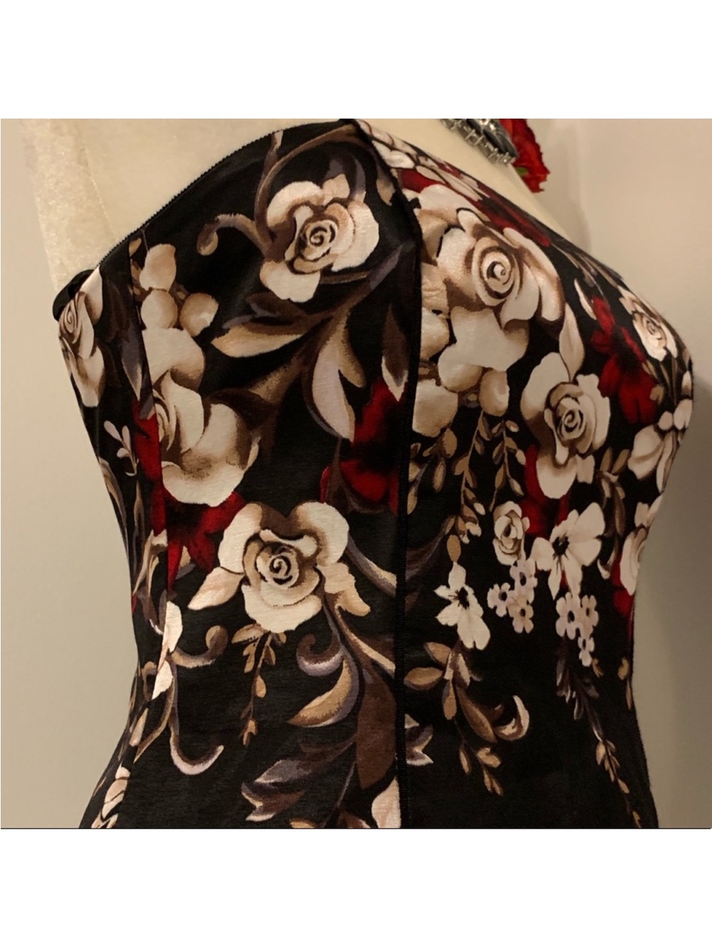 White House Black Market Satin Strapless Top bone in Flawless - Picture 6 of 6